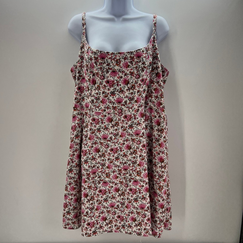 👗 - Picture 2 of 2
